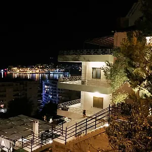 Hotel Jericho, Sarande