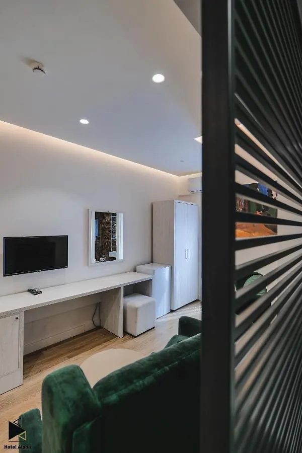 Hotel Alpha Sarande 3*,